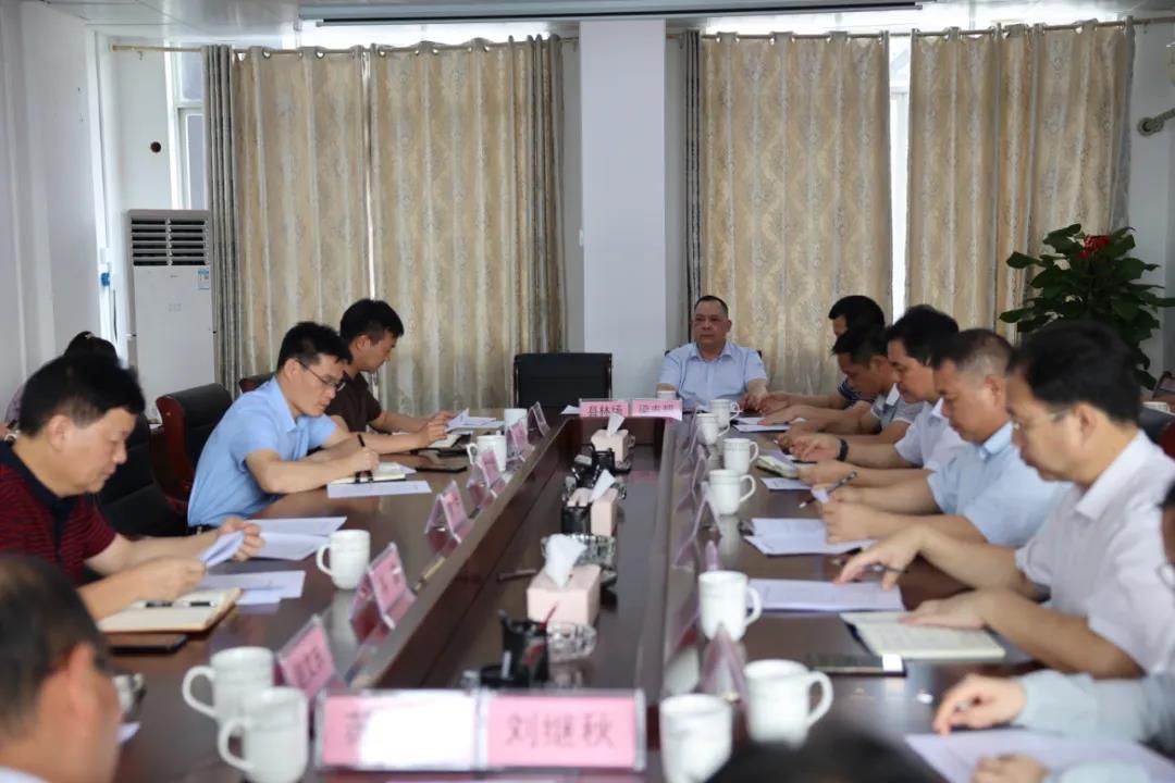 上思县政府、七坡林场到东升国际官网集团交流国储林项目建设工作3.jpg