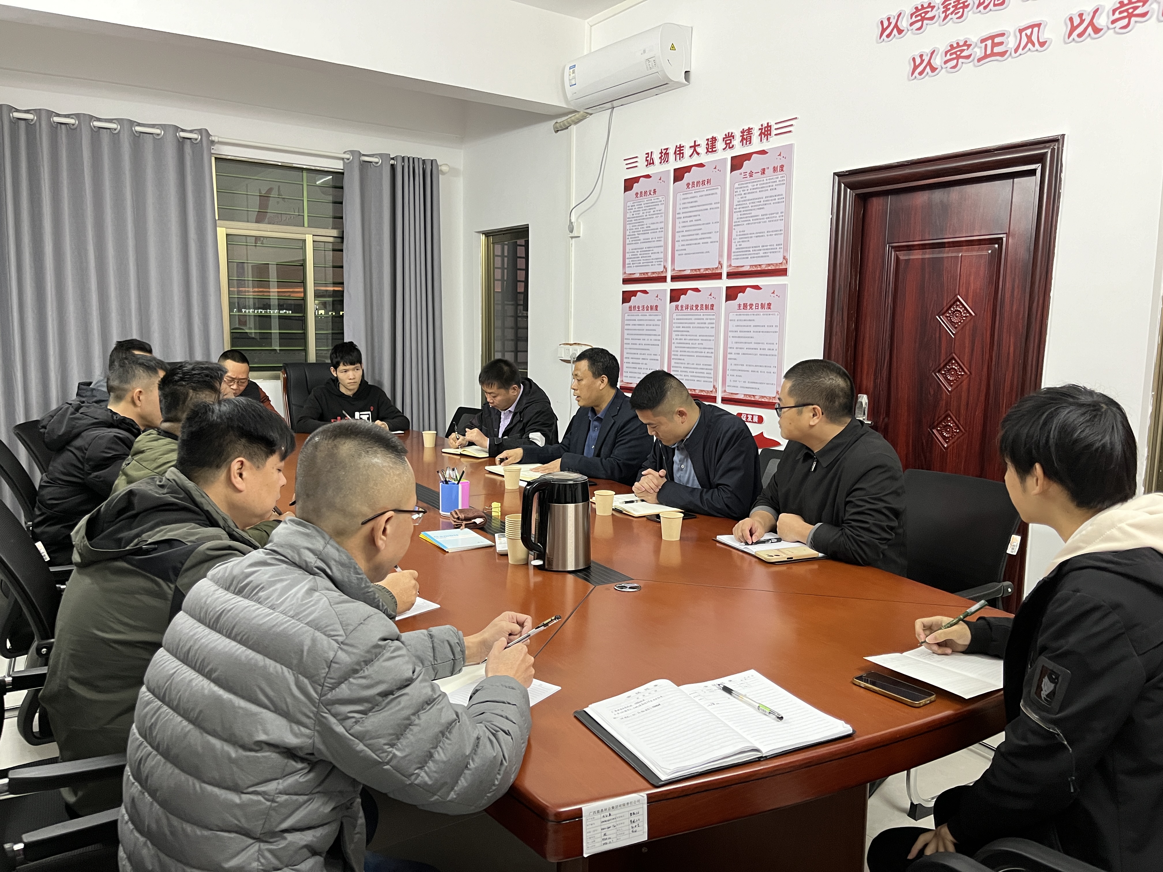 赵文东先后到肇庆分公司、惠鼎公司 宣布人事任免
